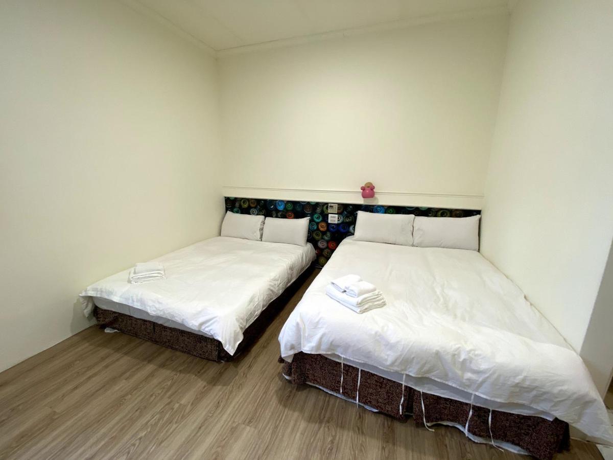 Super White Hotel Taitung Luaran gambar